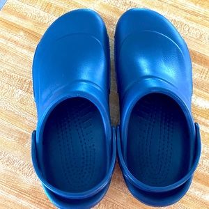 Crocs navy blue work style.